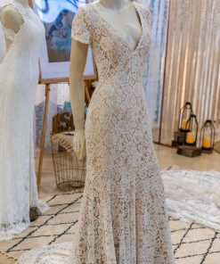 Официална рокля